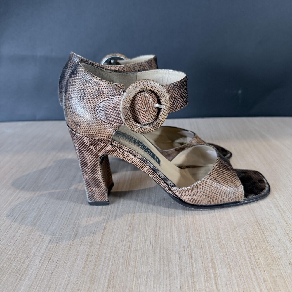 Via Spiga Neiman Marcus Shoes Womens Size 7.5 Brown Leather Block Heel Sandals